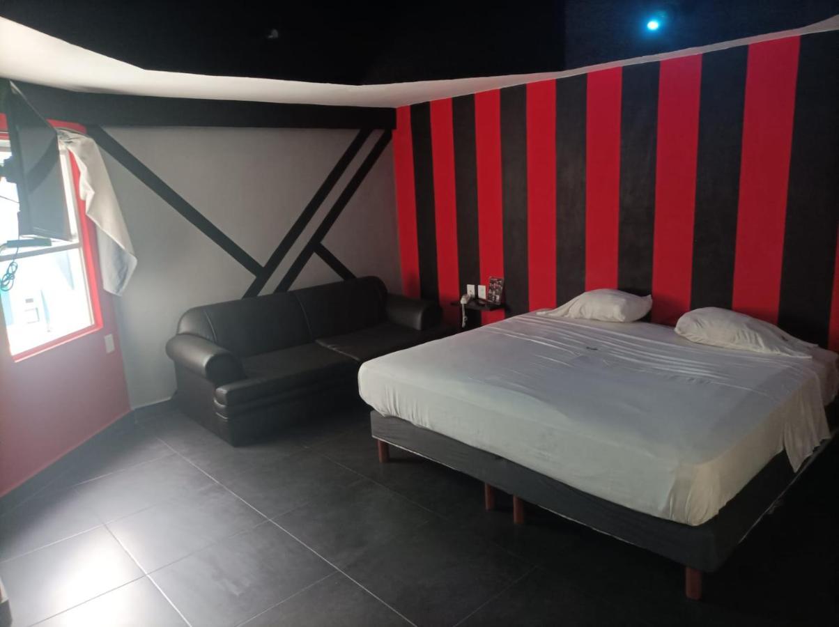 ג'אלאפה La Selva Auto Hotel Adults Only מראה חיצוני תמונה